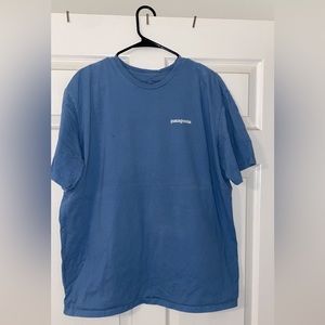 Men’s Patagonia tshirt